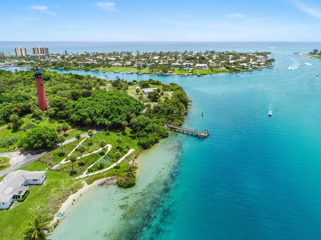 Photo of 400 Mangrove Point