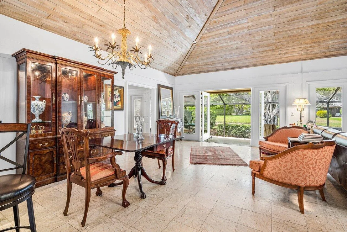 Photo of 2155 Wightman Drive