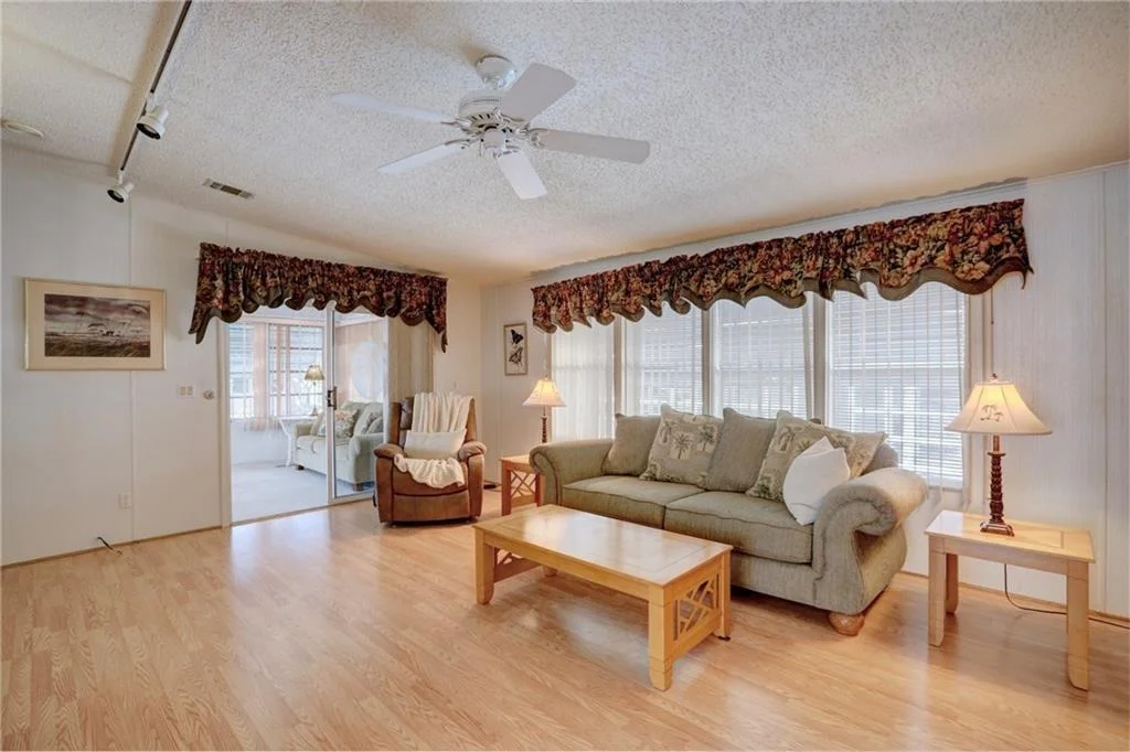 Photo of 638 Puffin Drive