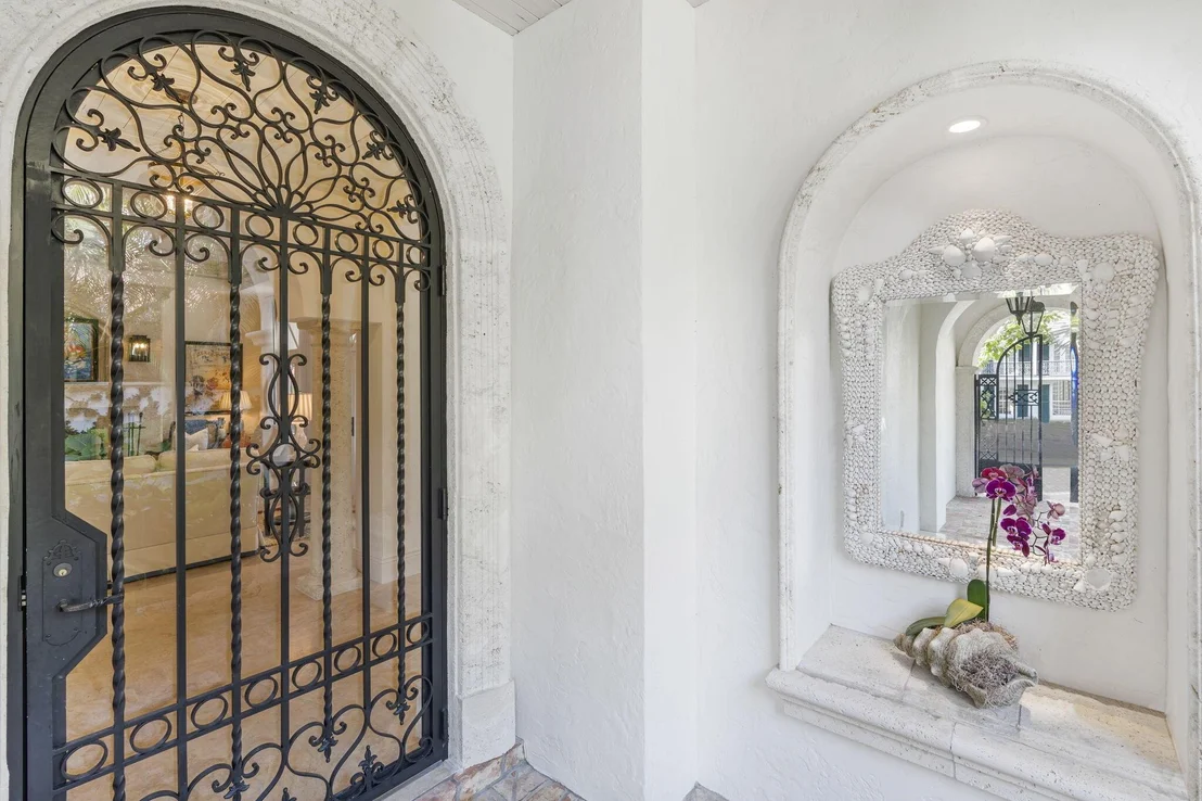 Photo of 224 Barton Avenue