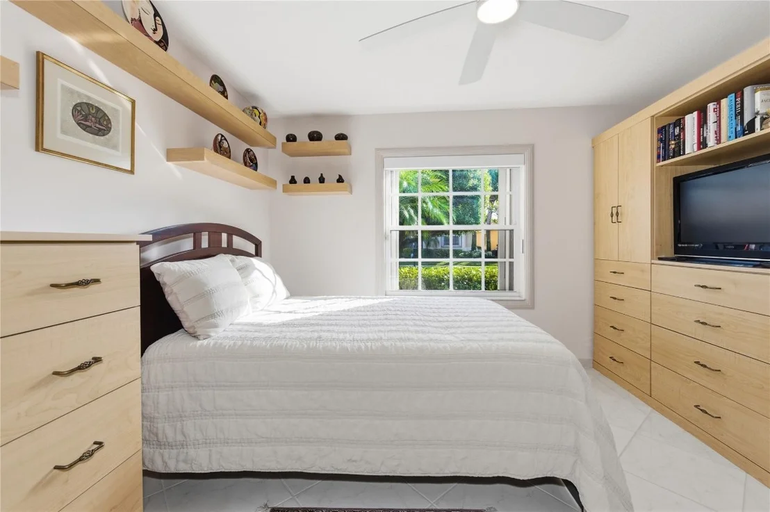 Photo of 6755 Viale Elizabeth