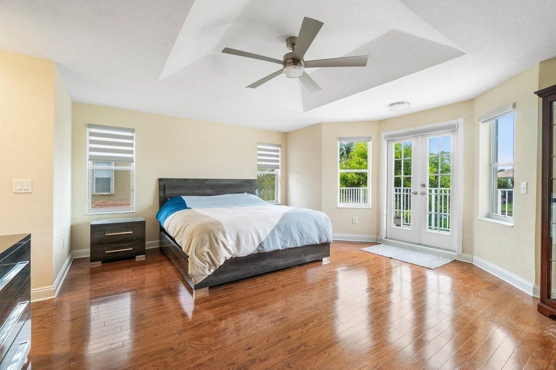 Photo of 9023 Alexandra Circle