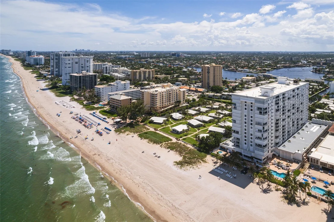 Photo of Unit 708 at 1010 S Ocean Boulevard