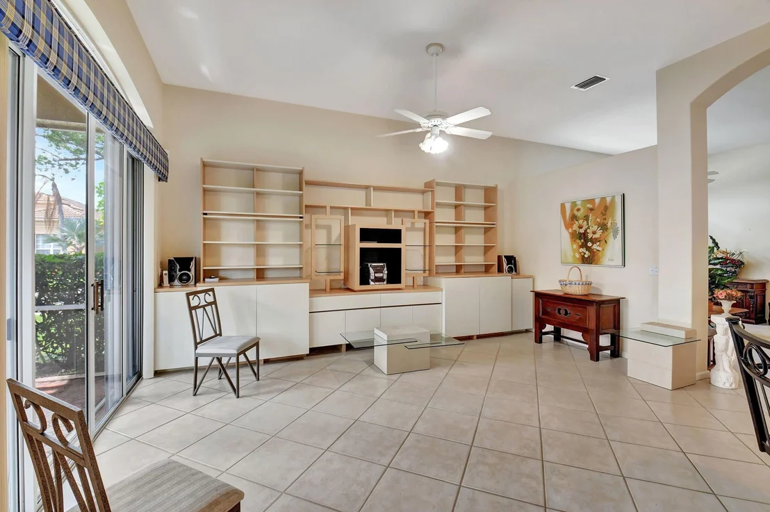 Photo of 7064 Demedici Circle