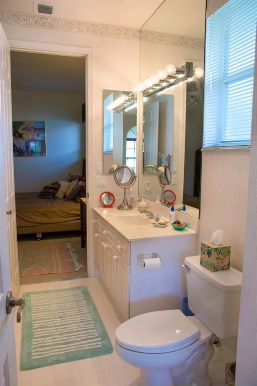 Photo of 7602 La Corniche Circle