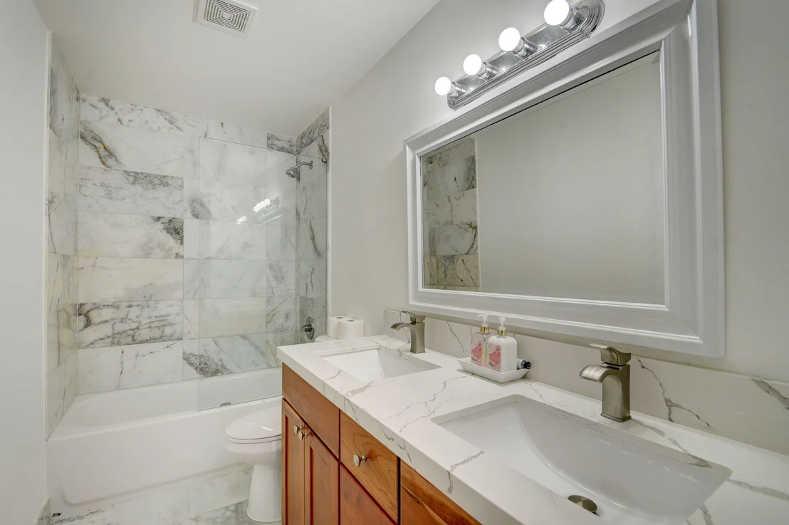 Photo of 9415 Nursery Lane
