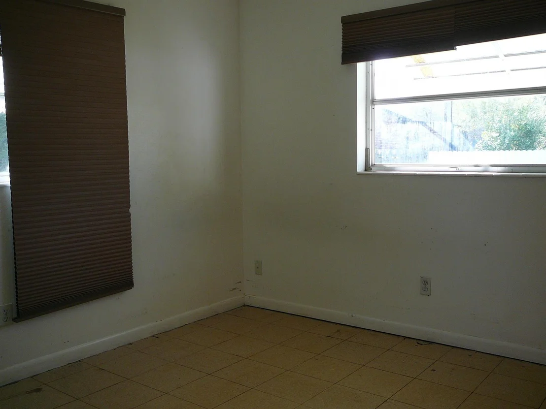 Photo of 903 Echo Street