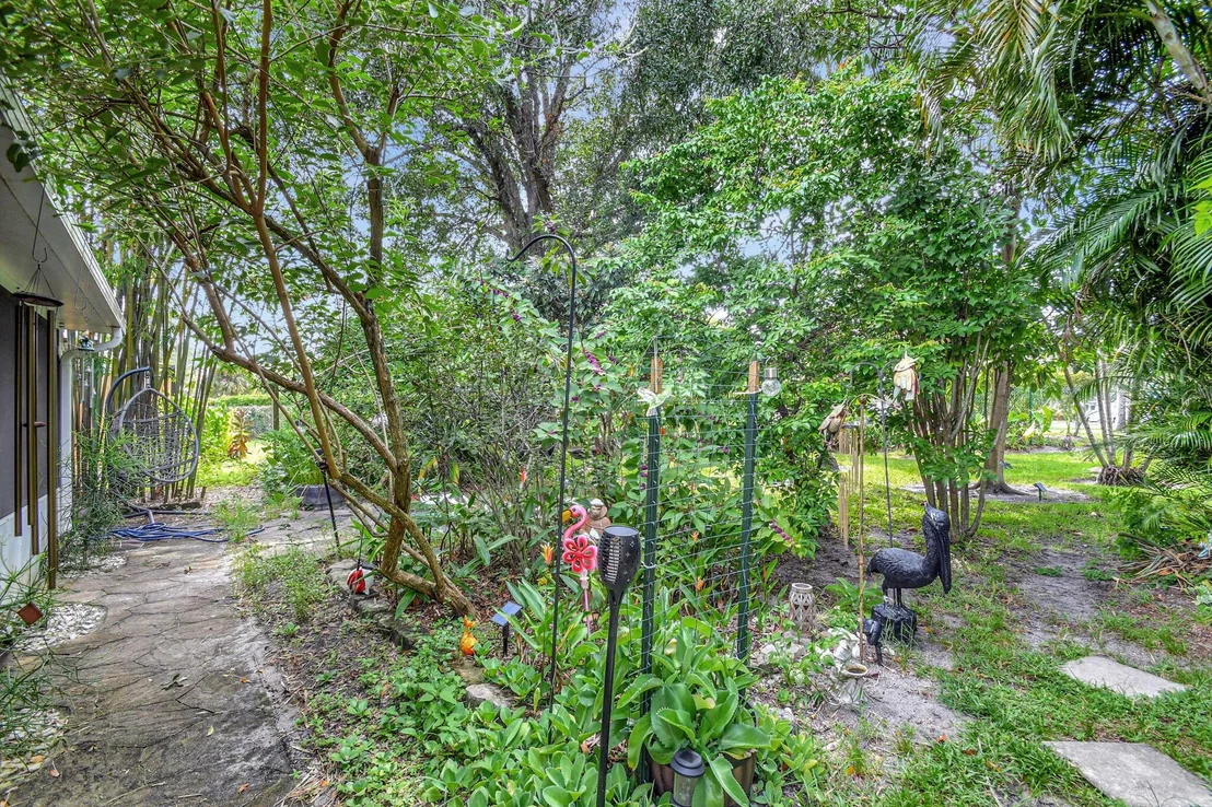 Photo of 123 Buttonwood Circle