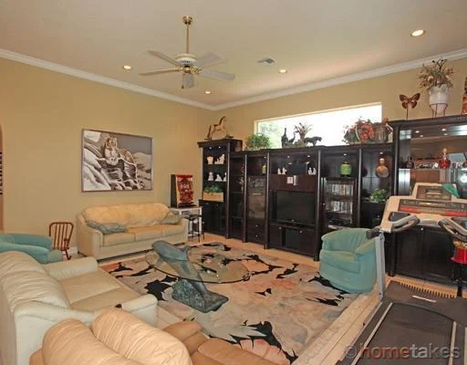 Photo of 8243 Sawpine Road