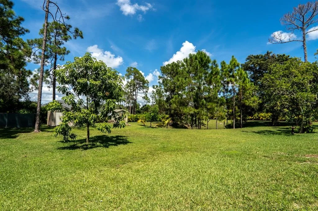 Photo of 17023 80th Street N.