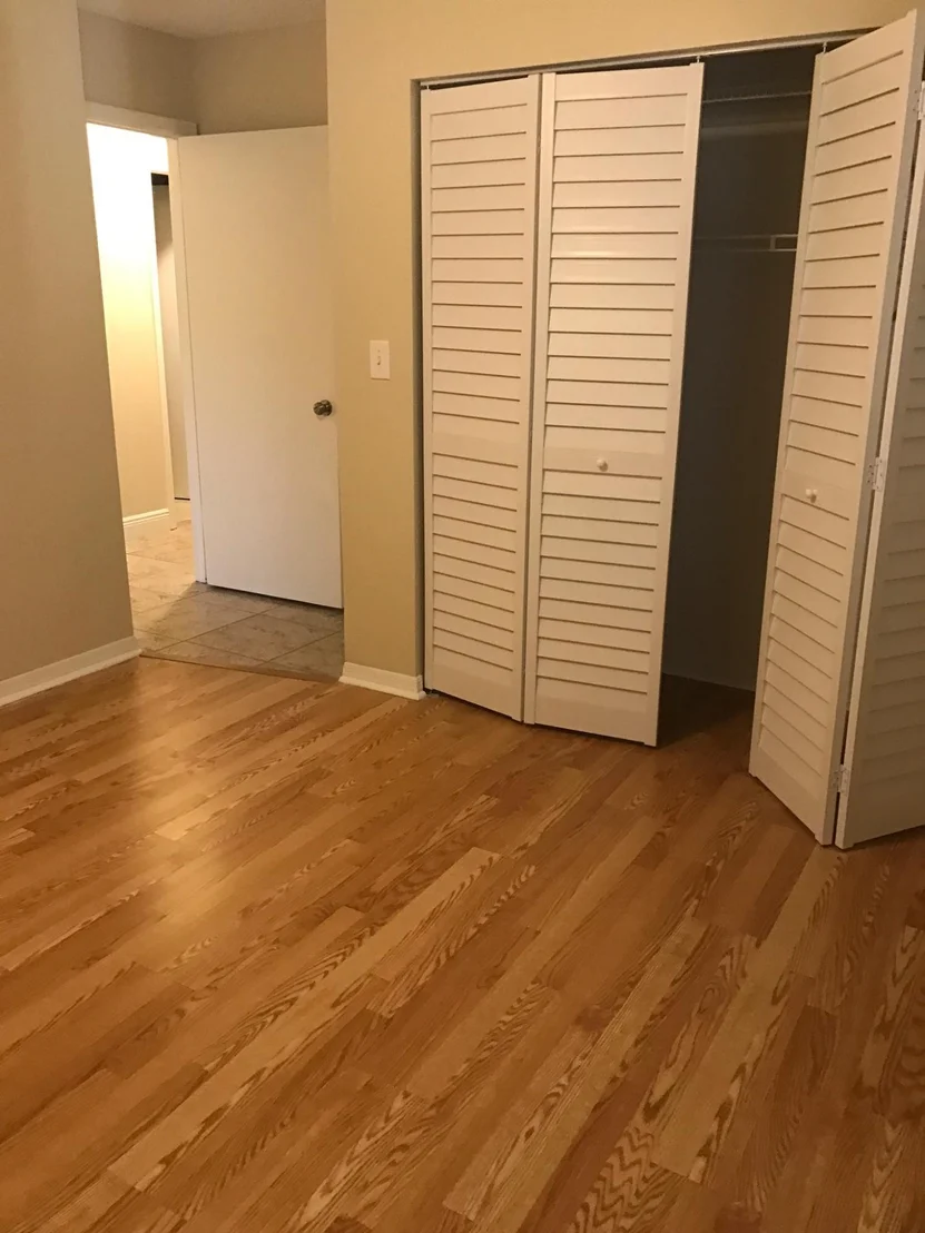 Photo of 584 NW 45th Drive