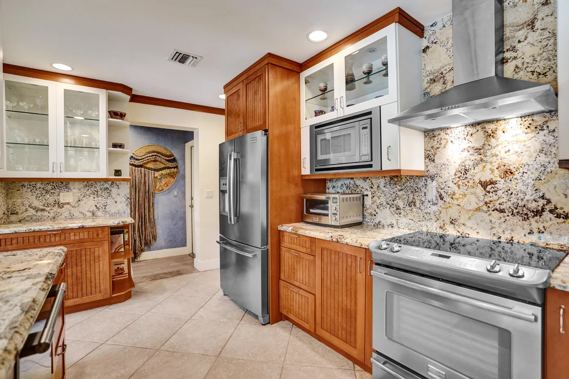Photo of 445 SE 17th Terrace
