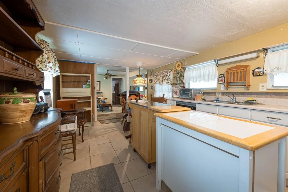Photo of 10588 Marina Place