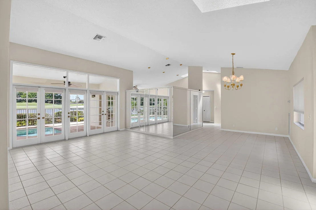 Photo of 6180 Golf Villas Drive
