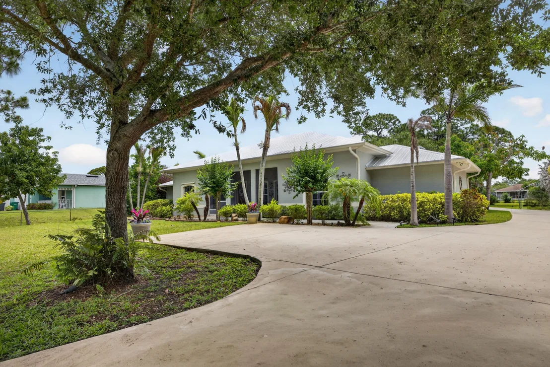 Photo of 5606 Silver Oak Drive