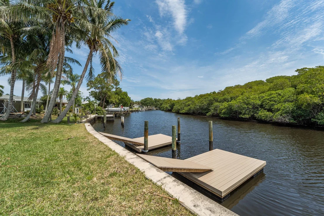 Photo of 1114 Stillwater Drive