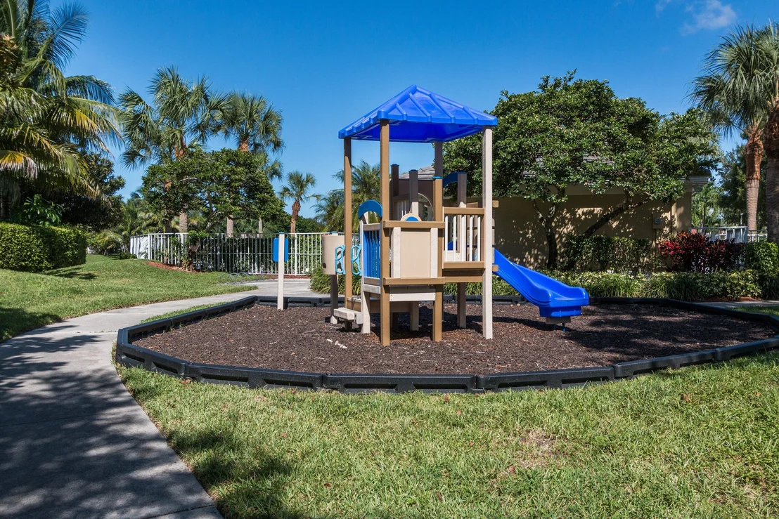 Photo of 3875 Sabal Lakes Road