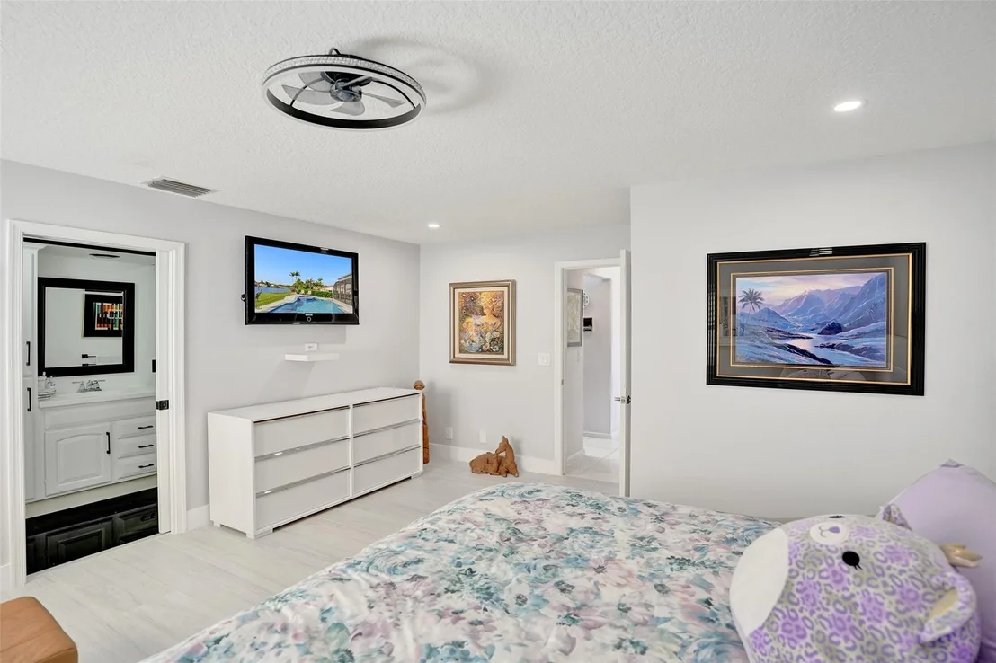 Photo of 10414 Bermuda Drive
