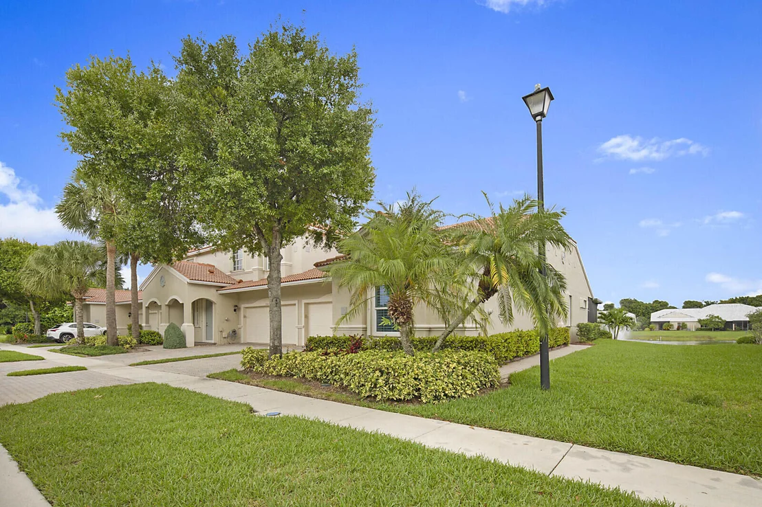 Photo of 23077 Addison Lakes Circle