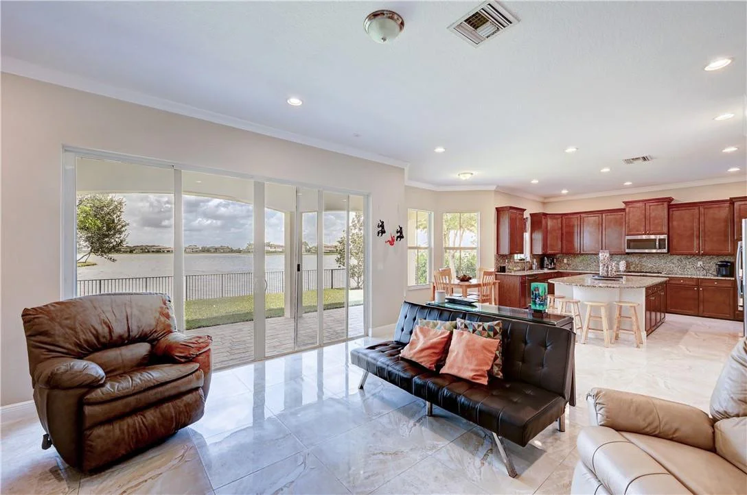 Photo of 8631 S Lakeside Bend