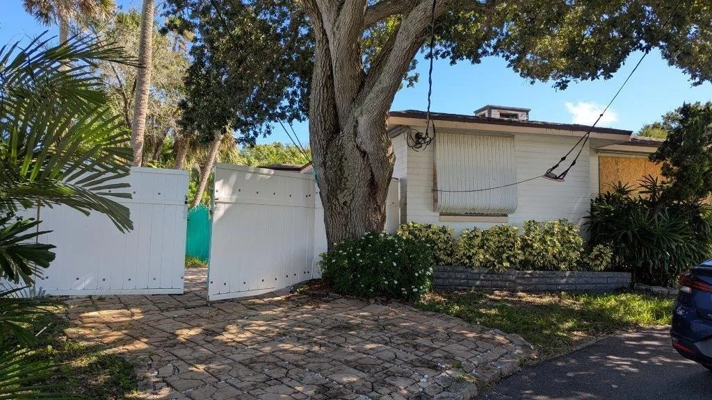 Photo of 195 S Halifax Drive