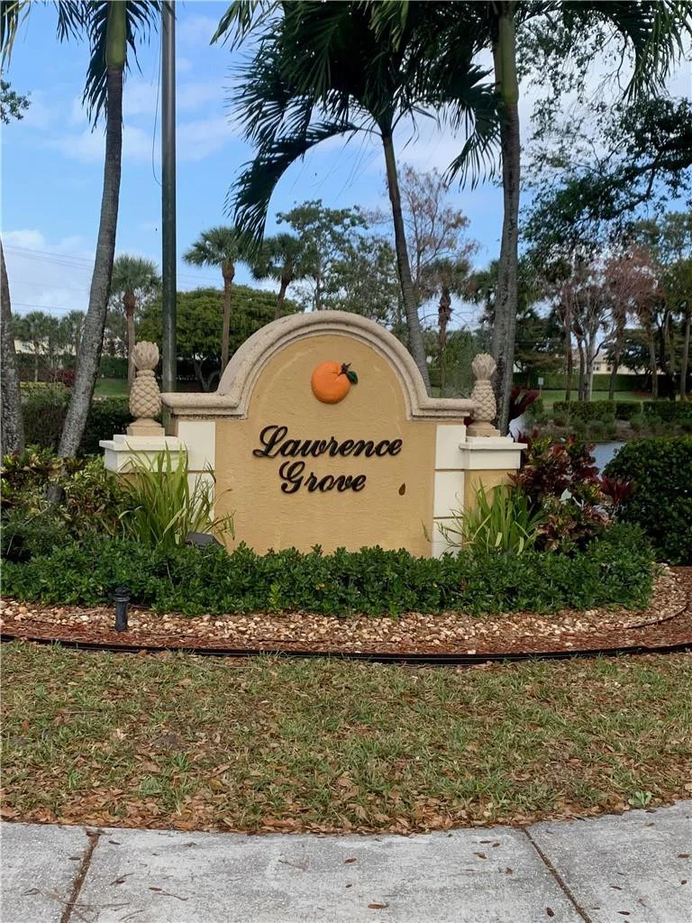 Photo of 1041 Fairfax Circle