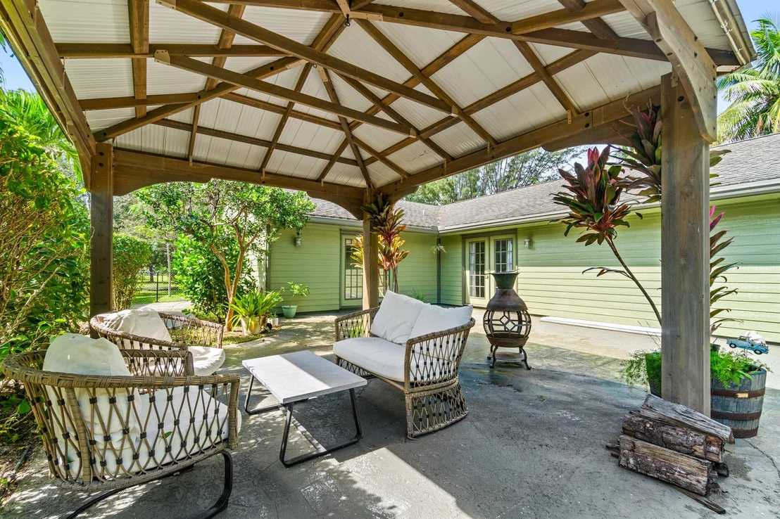Photo of 4181 Coconut Boulevard