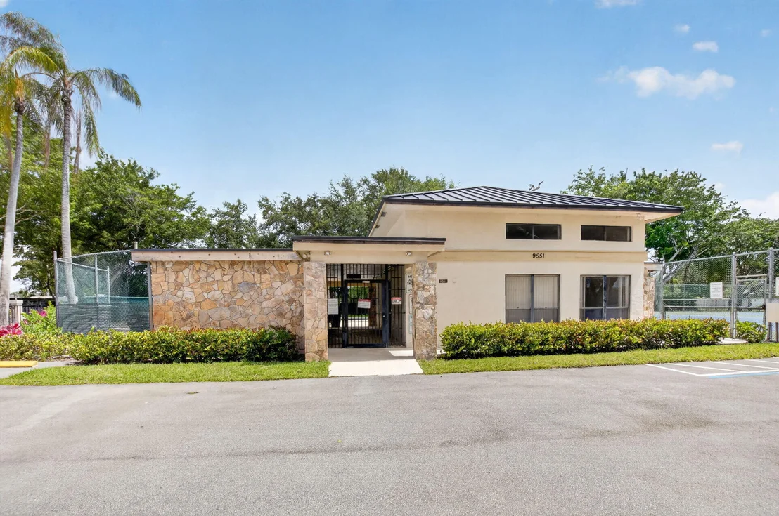Photo of 9901 Majorca Place