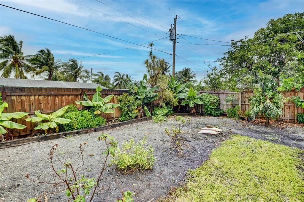 Photo of 1036 Coral Drive