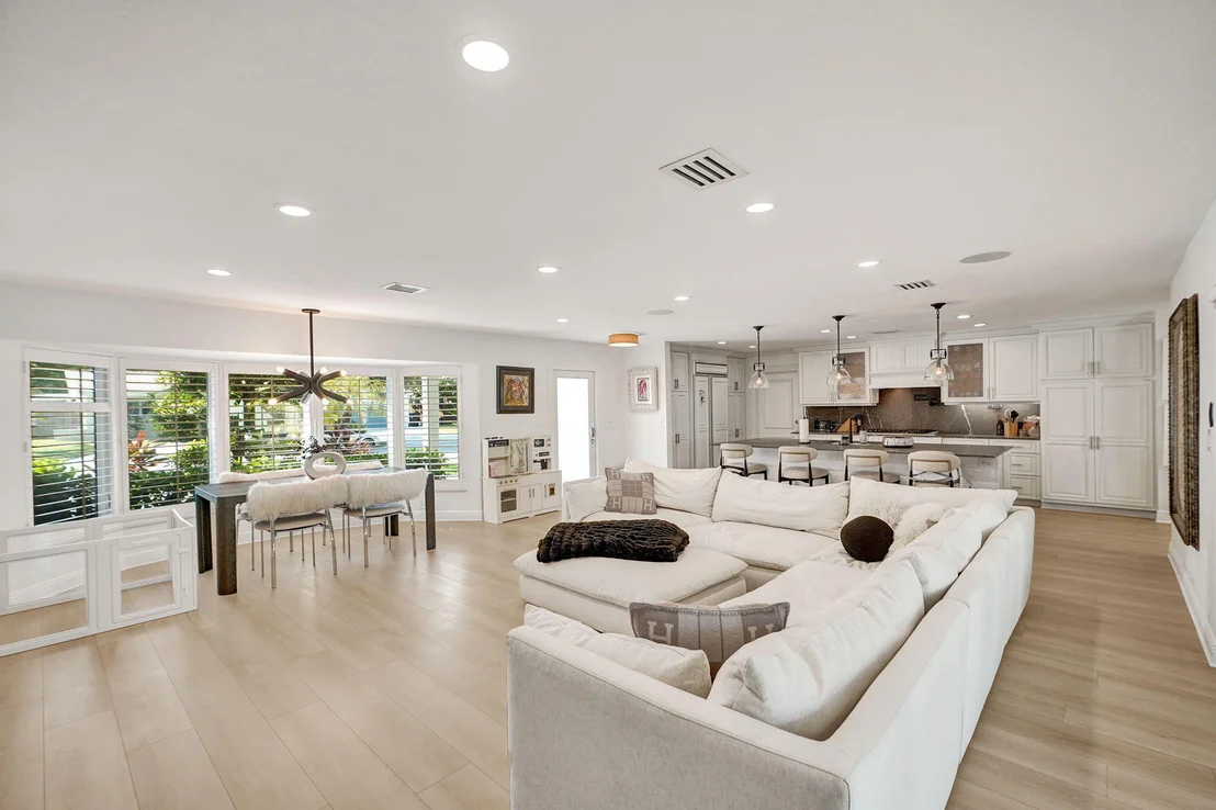 Photo of 4200 NE 22ND Terrace