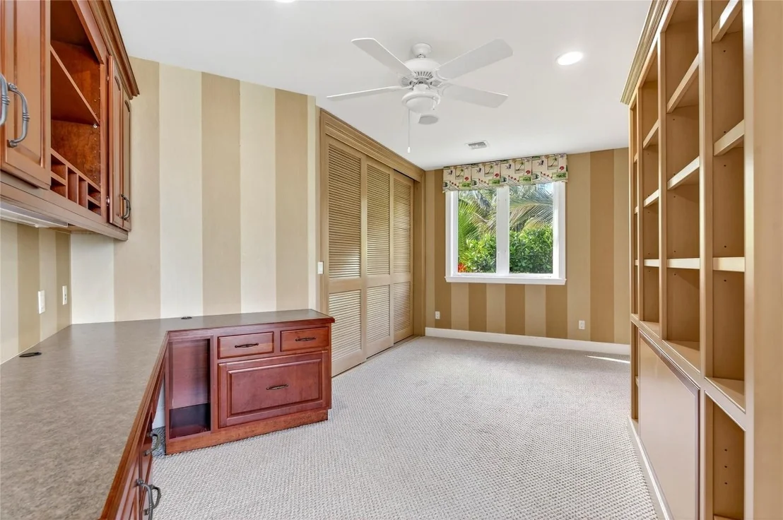 Photo of 505 Tulip Lane