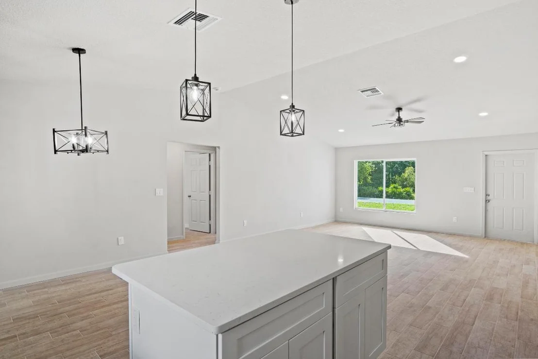 Photo of 3848 NW 19th Avenue