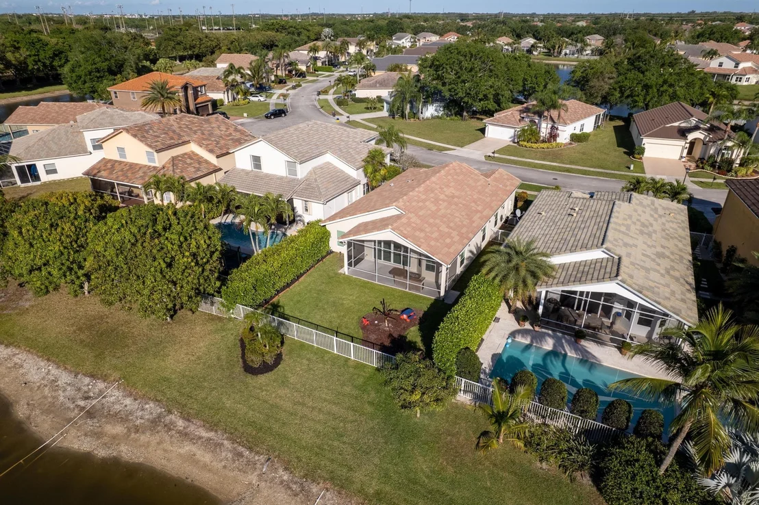 Photo of 3590 Old Lighthouse Circle