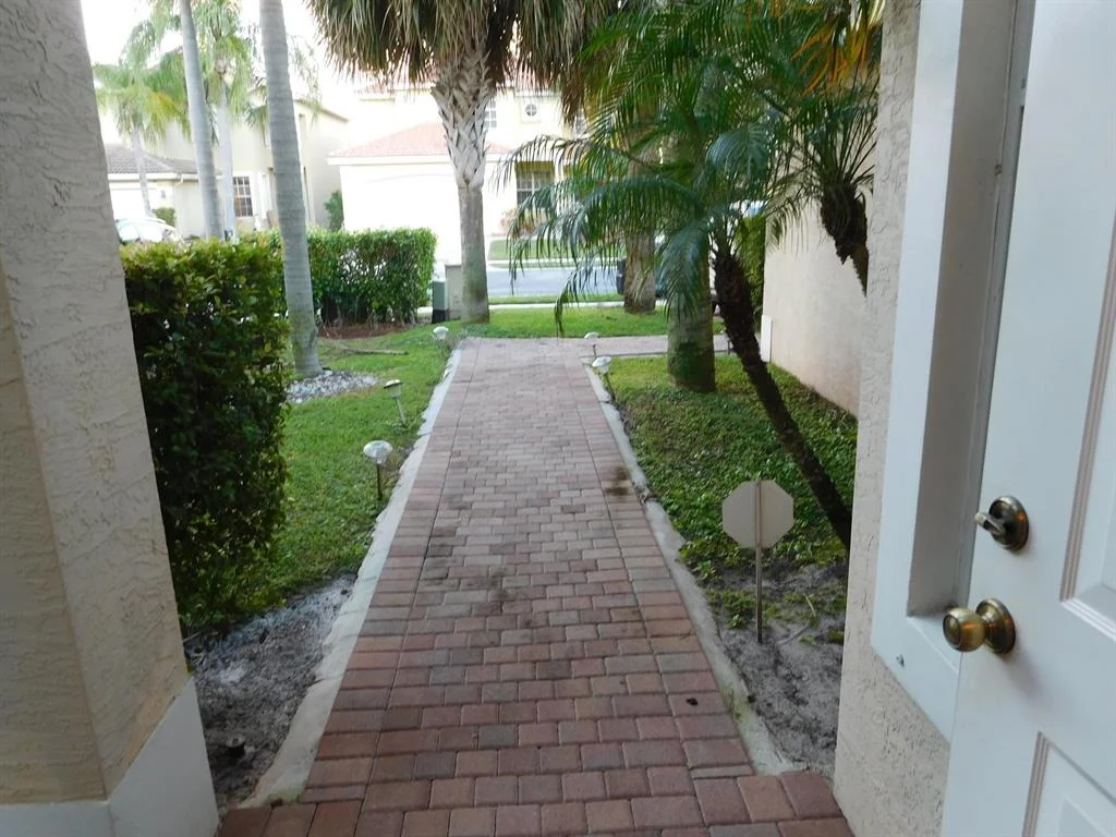 Photo of 5515 Mainship Drive