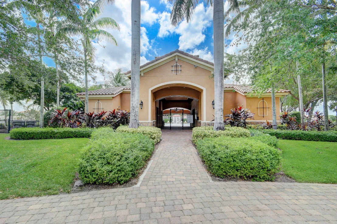 Photo of 659 Cresta Circle