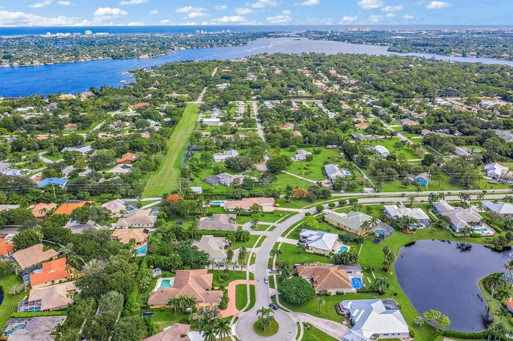 Photo of 18586 Lakeside Gardens Drive