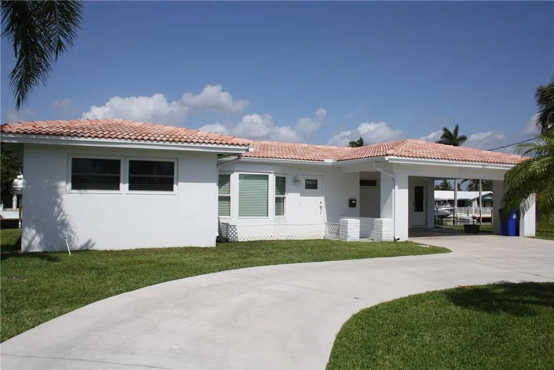 Photo of 651 SE 6th Terrace