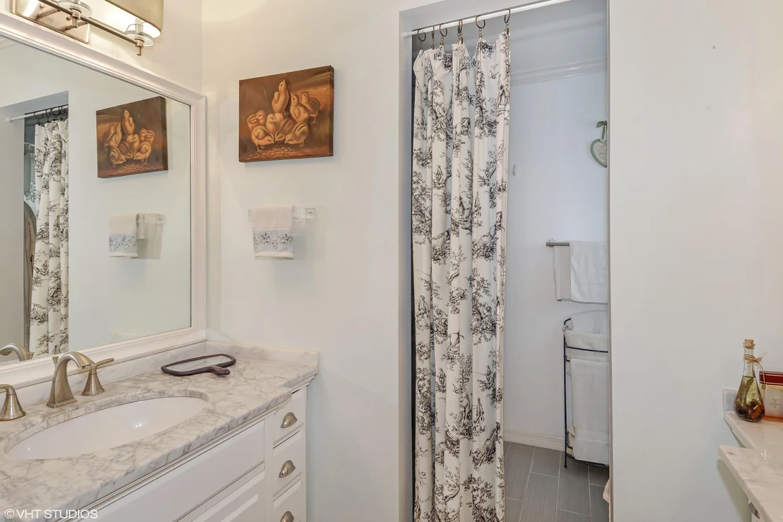 Photo of 2423 Windsor Road