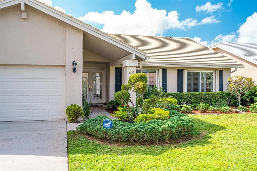 Photo of 6164 Petaluma Drive