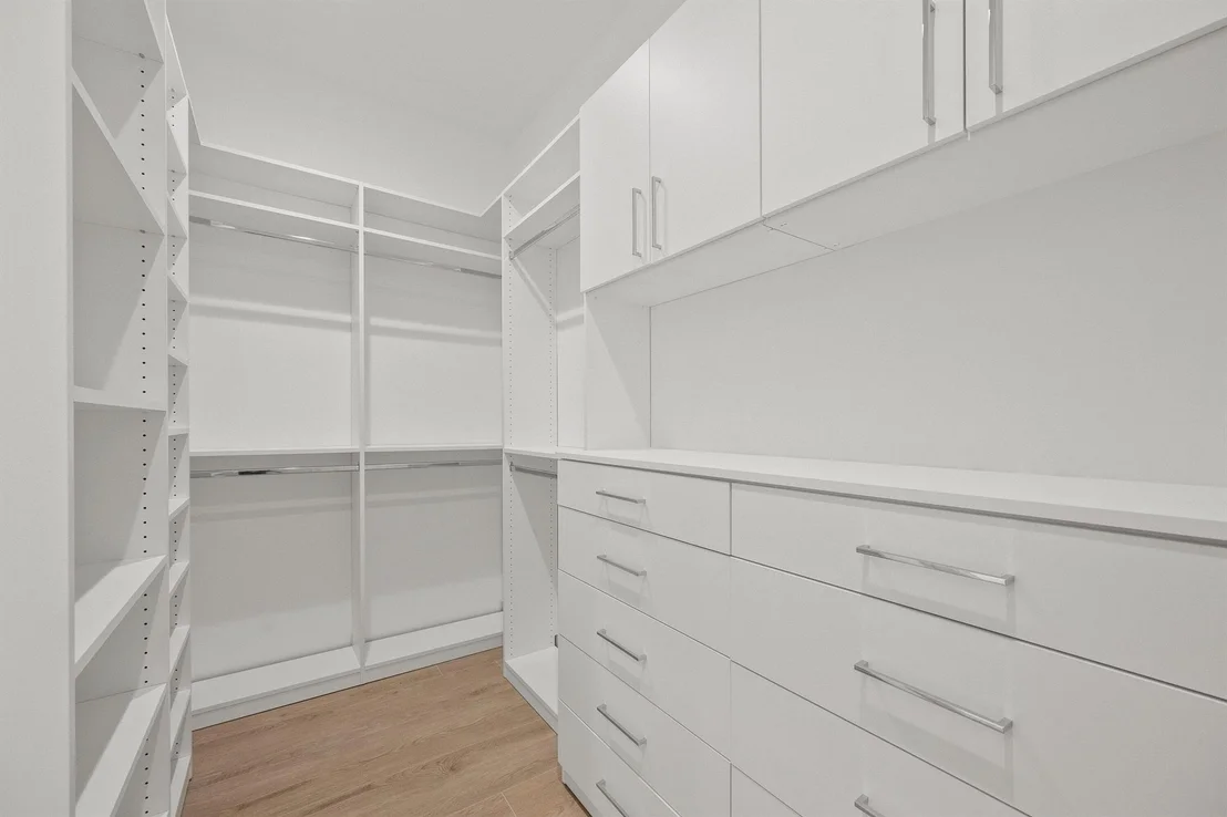 Photo of 728 Nighthawk Way