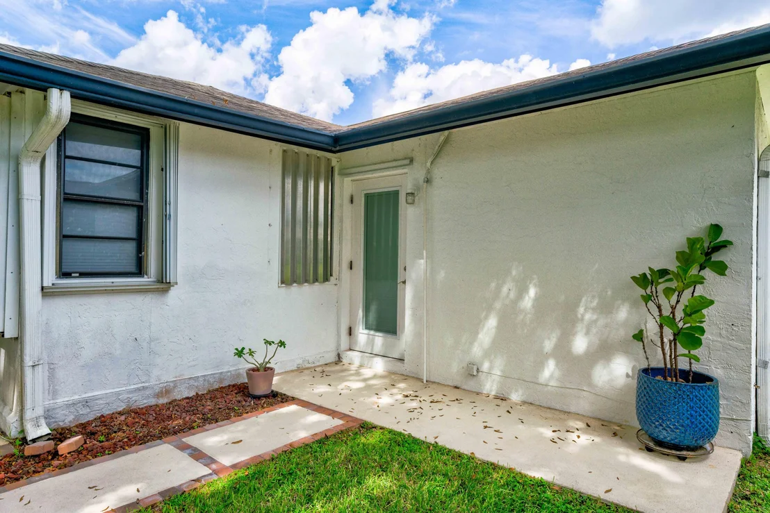 Photo of 126 Stillwater Circle