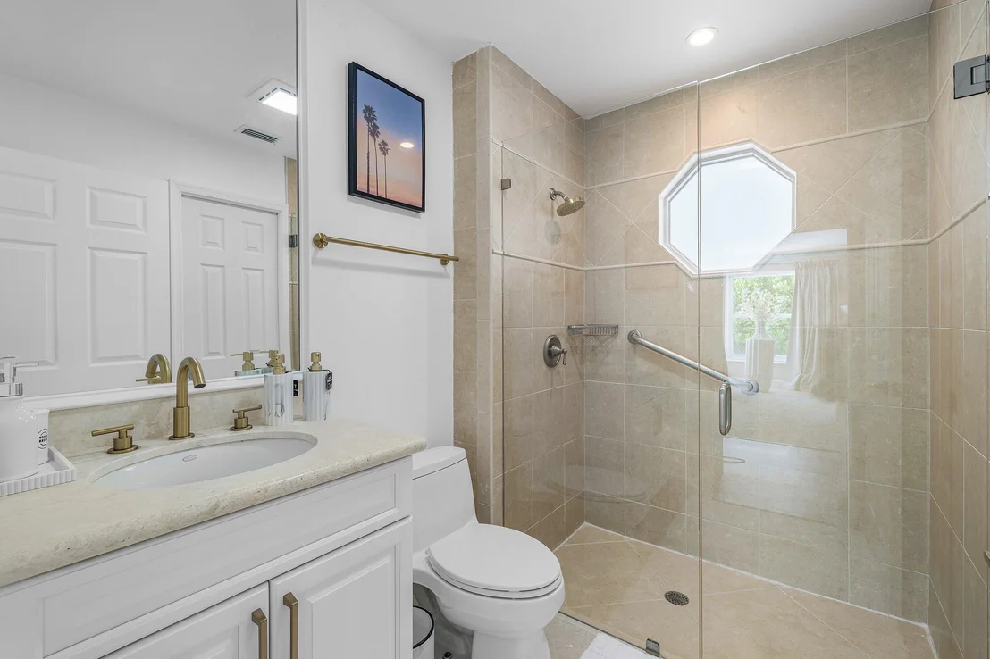 Photo of 139 Rotunda Drive