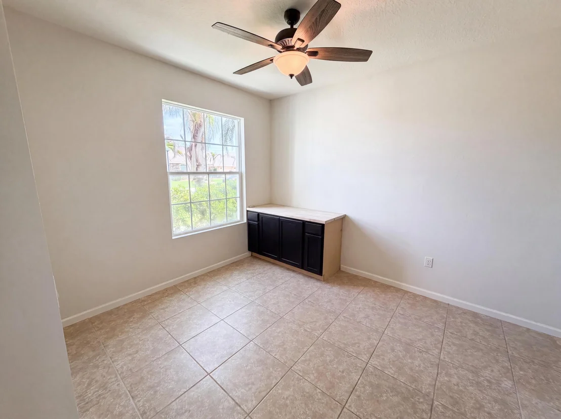 Photo of 5845 Wyndham Manor