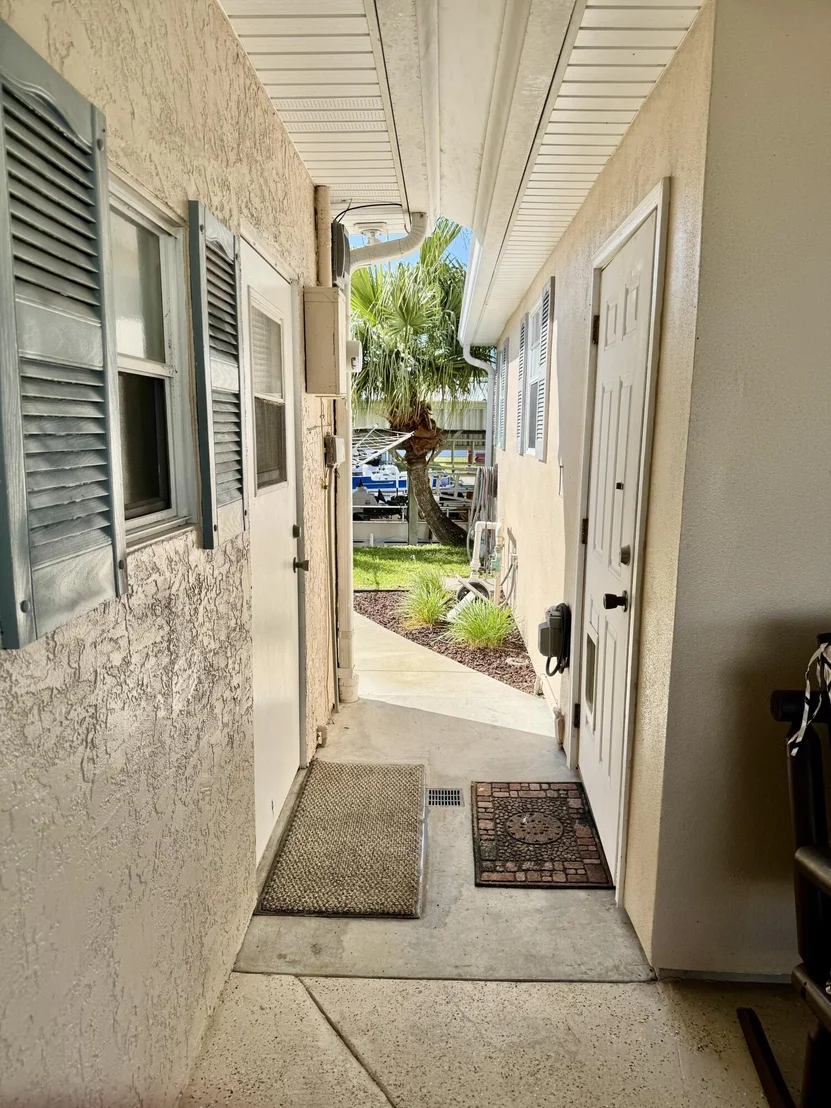 Photo of 1183 Canal Way