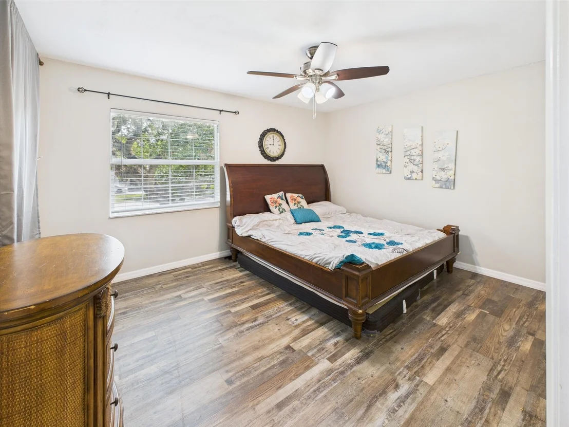 Photo of 2045 SW 18th Lane