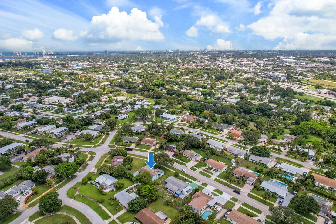 Photo of 904 Lighthouse Drive