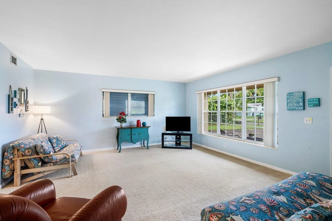 Photo of 16 Velaire Drive