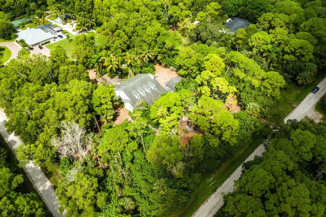 Photo of 16457 115th Avenue N