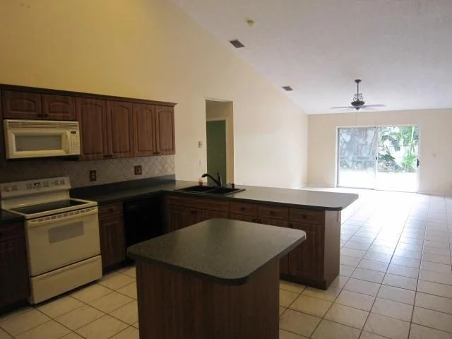 Photo of 7408 Shell Ridge Terrace