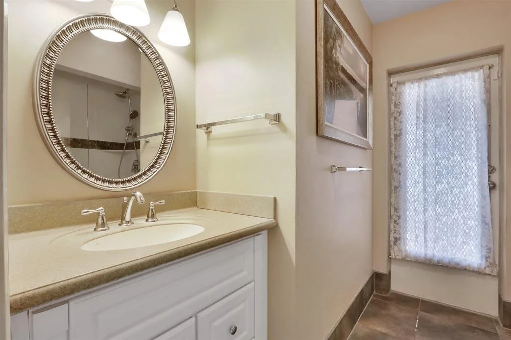 Photo of 102 Pinehurst Lane